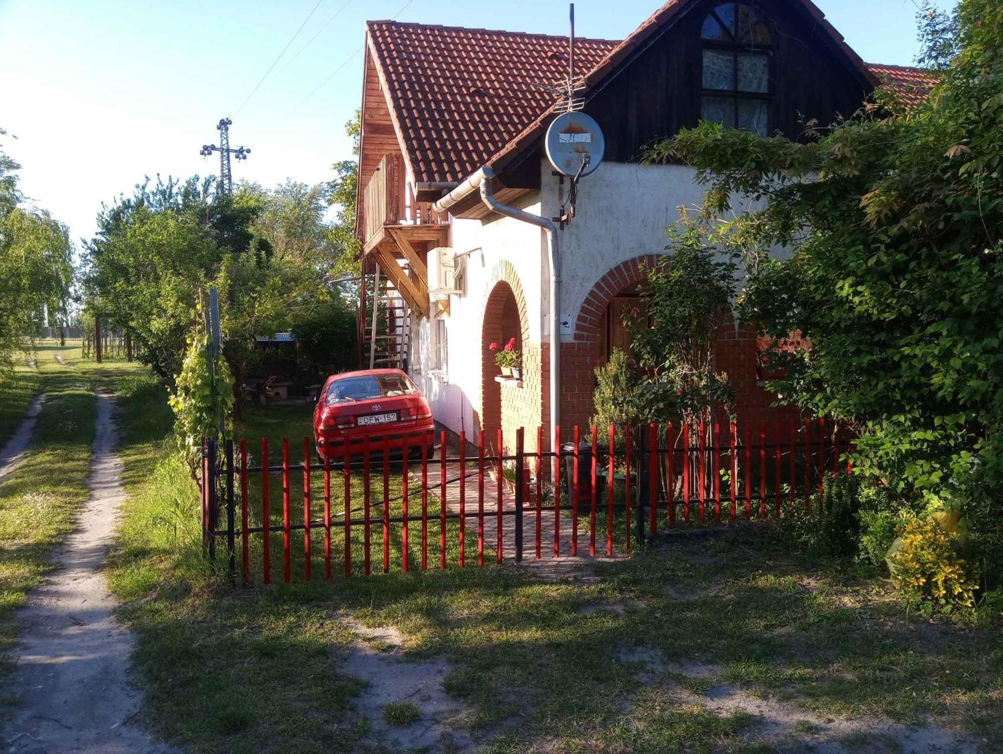 Holiday Home In Balatonfenyves 18465 エクステリア 写真